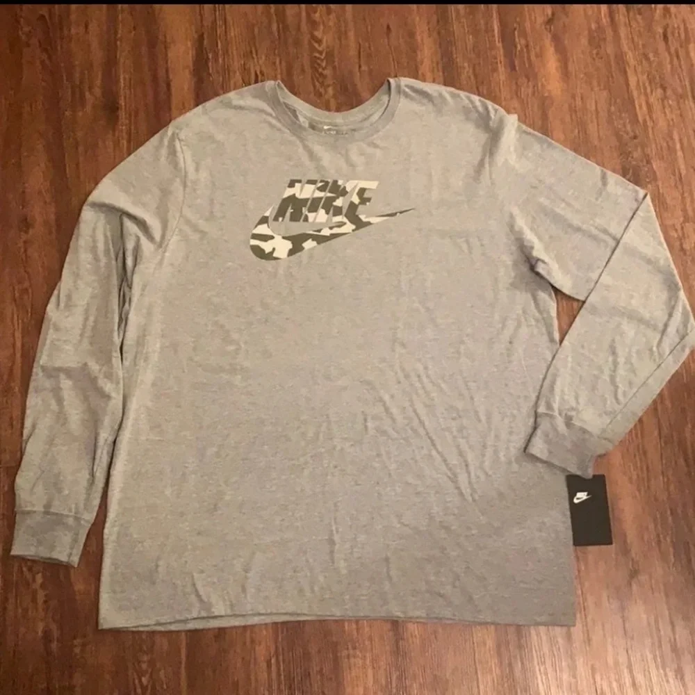NIKE Tee Camouflage Swoosh Long Sleeve T-Shirt Men’s XXL NWT - Picture 2 of 7